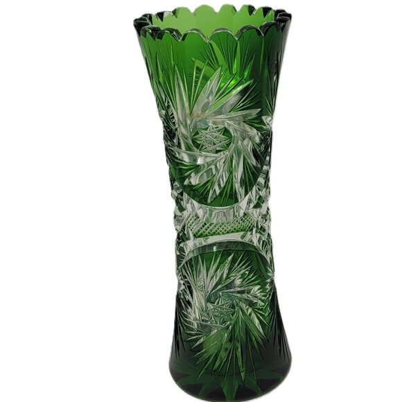 Vintage German Emerald Green Cut-to-Clear Crystal Tapered Vase | 1950s-60s - Picture 4 of 8